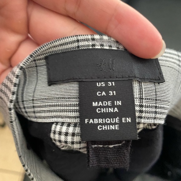 H&M Strip Design Dress Pants Skinny Fit - Picture 3 of 6